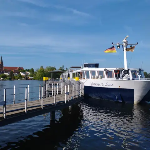 Johannes Brahms - krydstogt på Elben.